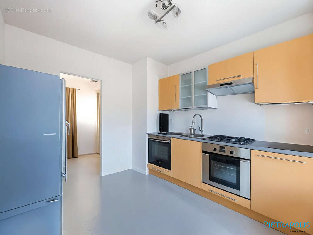 Cuisine  - Appartement à RILLIEUX-LA-PAPE