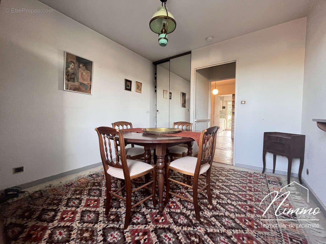 Appartement à NIMES