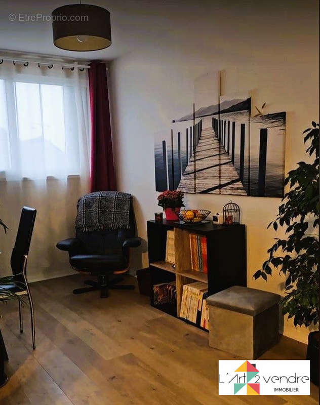 Appartement à LONGUEIL-ANNEL