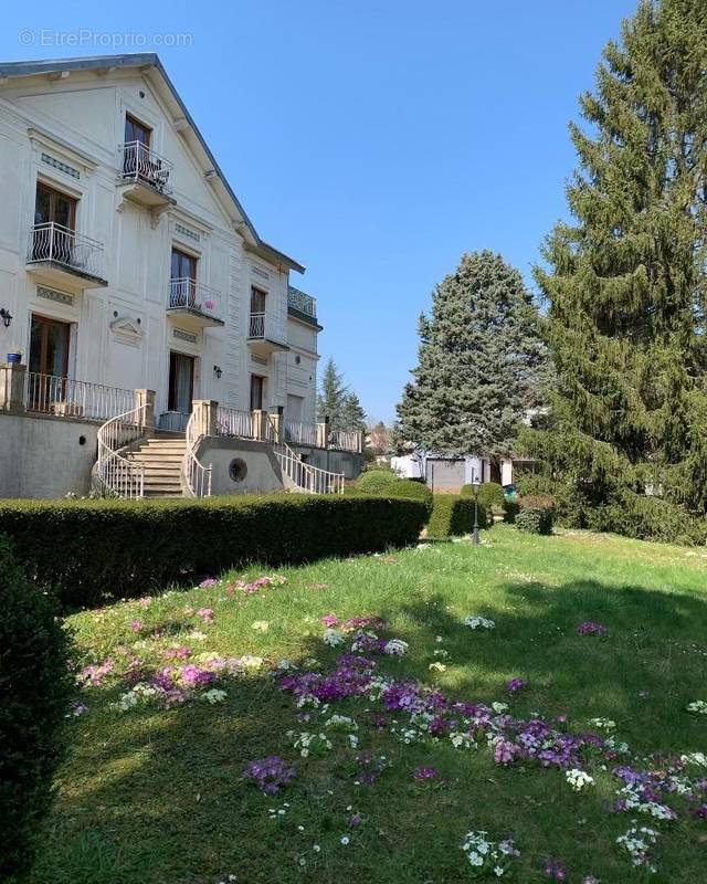 Appartement à MONTLIGNON