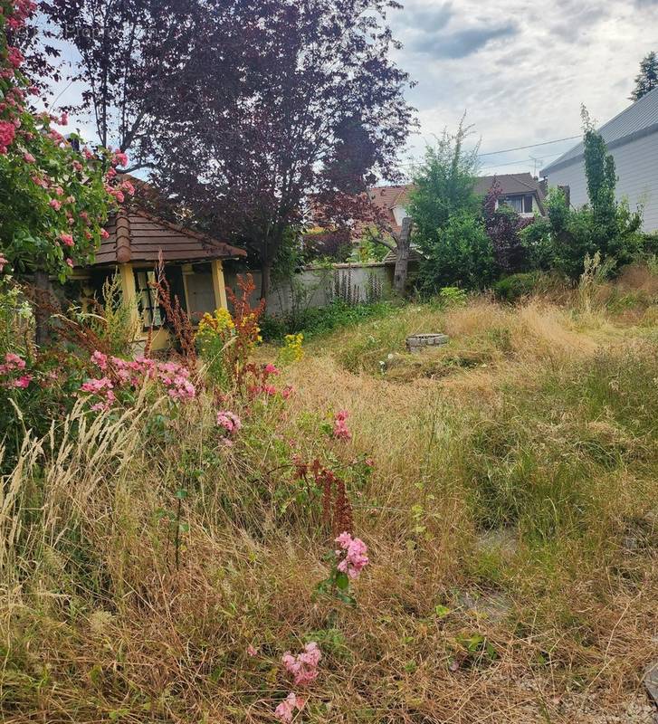 Terrain à ORMESSON-SUR-MARNE