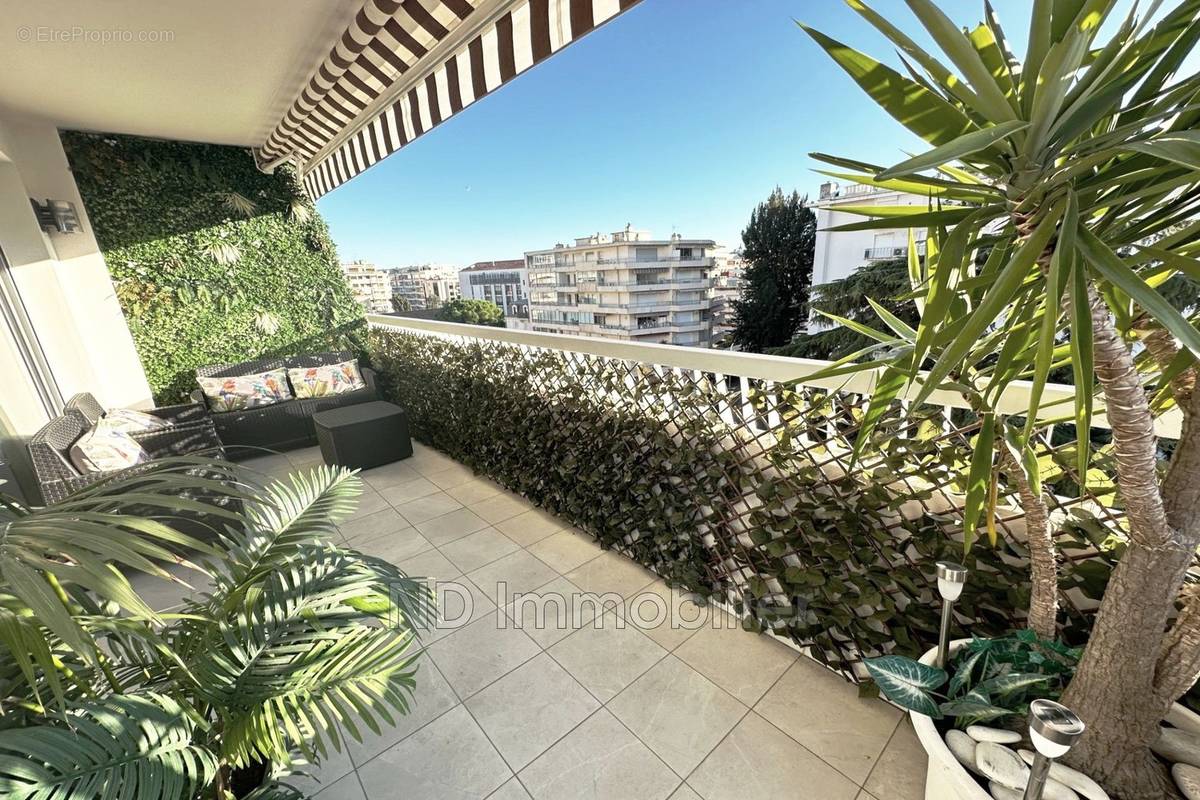 Appartement à CANNES