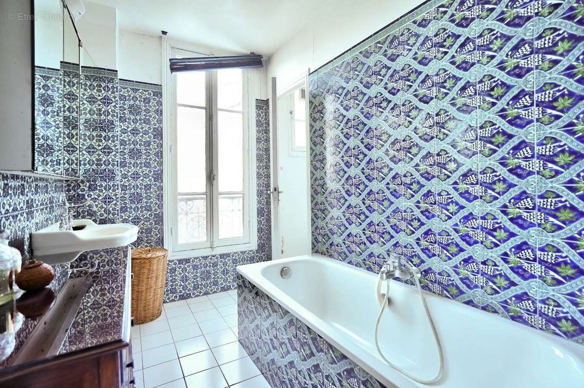 Appartement à PARIS-6E