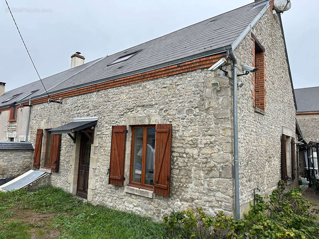 Maison à SANTEAU