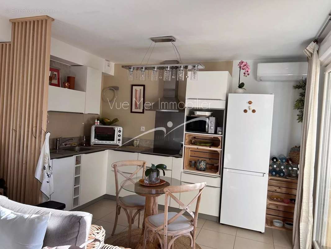 Appartement à BORMES-LES-MIMOSAS