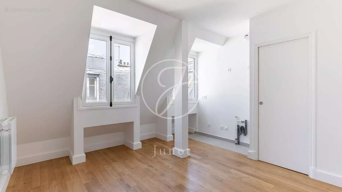 Appartement à PARIS-6E