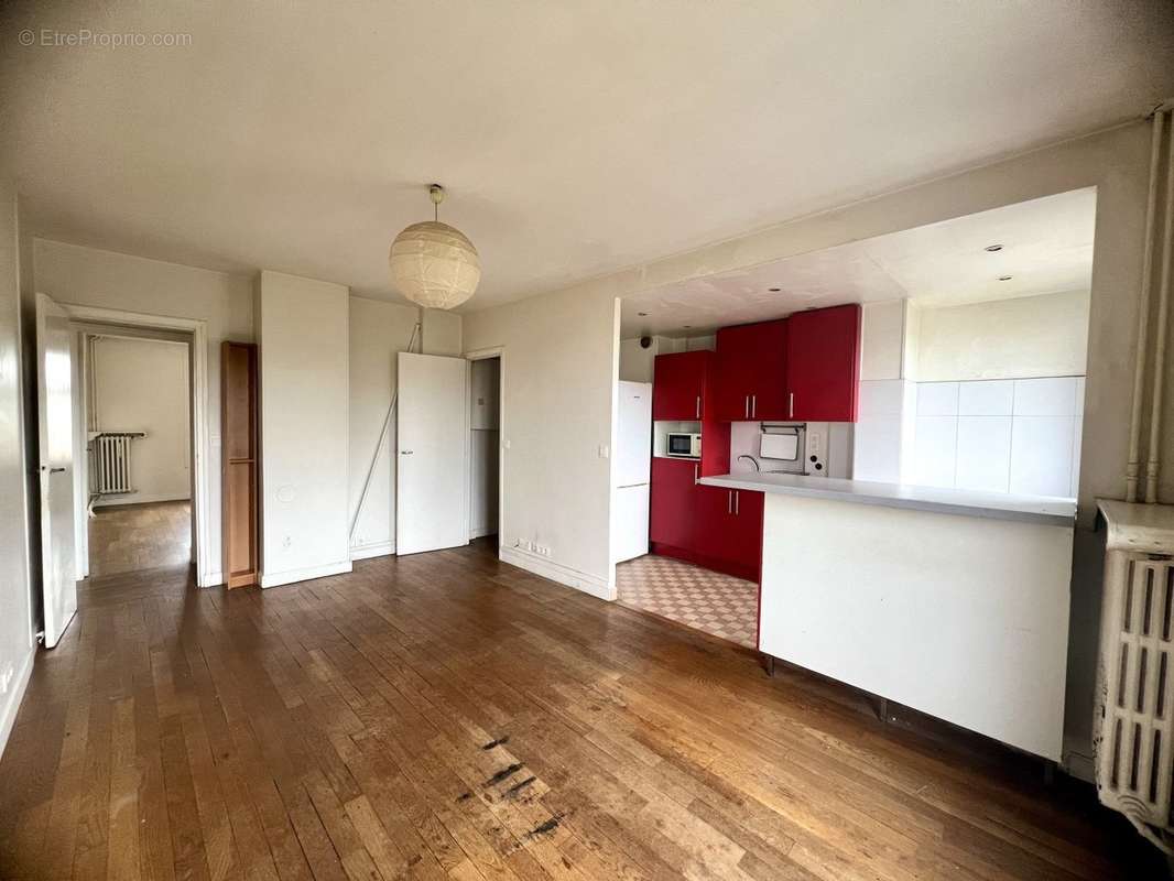 Appartement à MONTROUGE