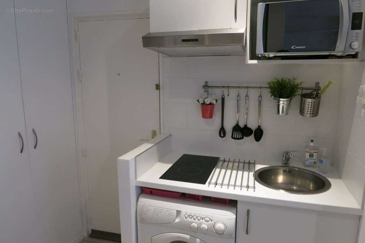 Appartement à PARIS-18E