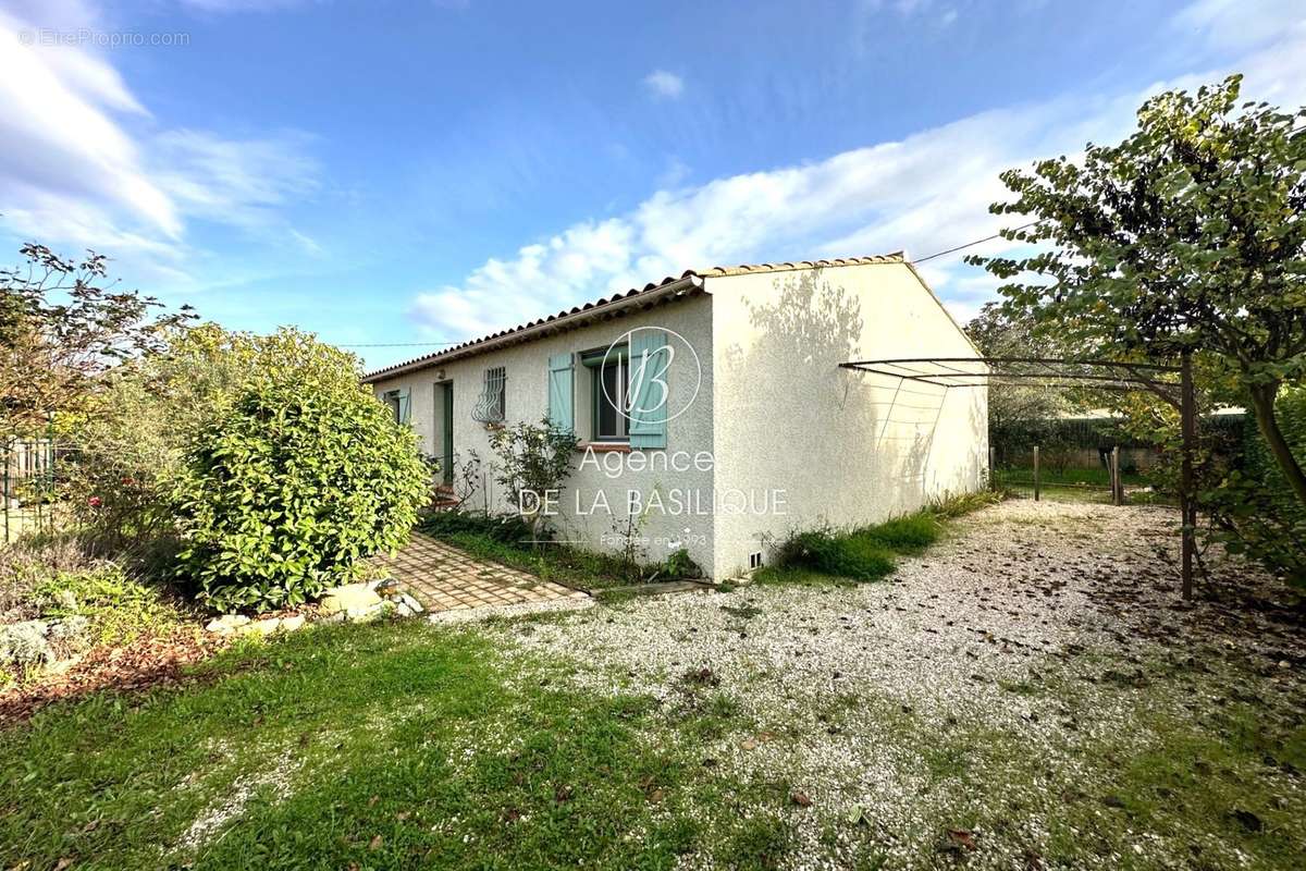 Maison à SAINT-MAXIMIN-LA-SAINTE-BAUME