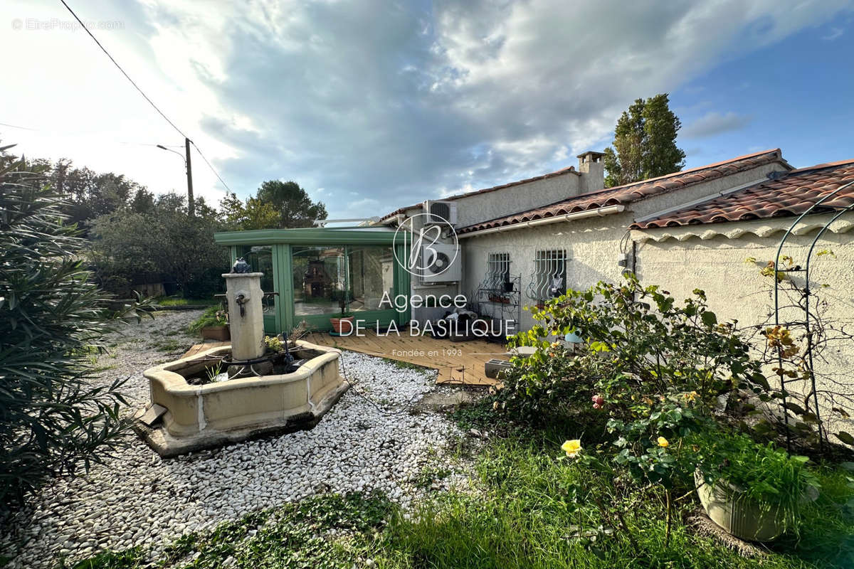 Maison à SAINT-MAXIMIN-LA-SAINTE-BAUME