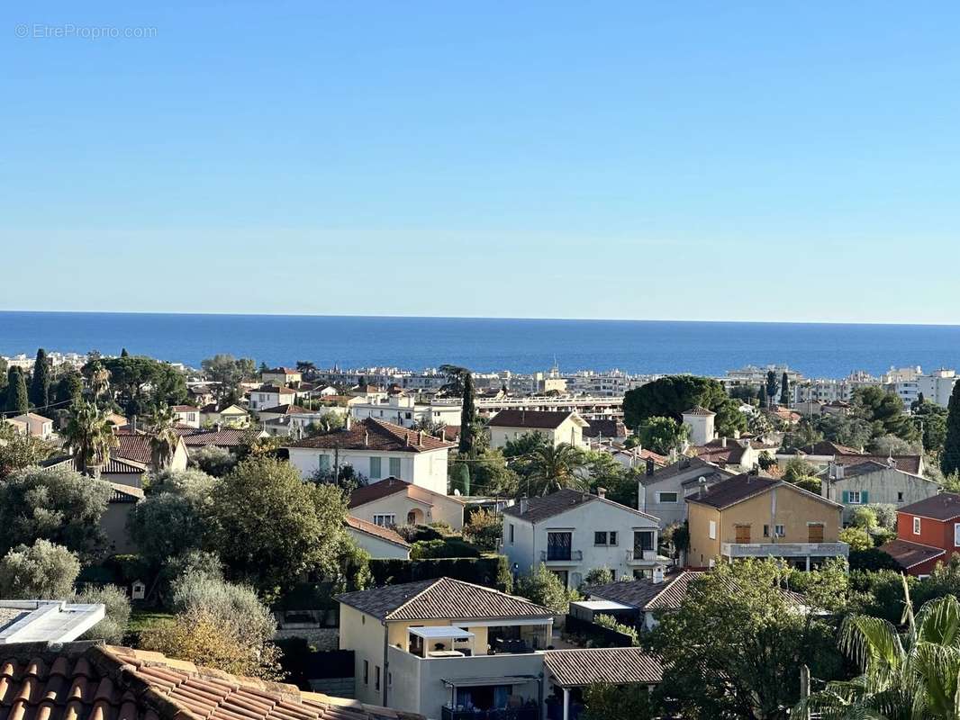 Maison à CAGNES-SUR-MER