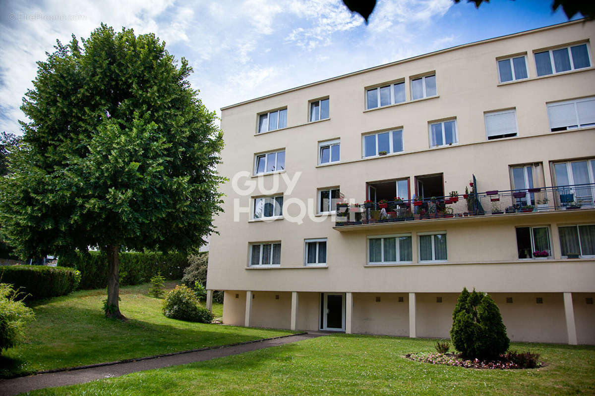 Appartement à BOUGIVAL