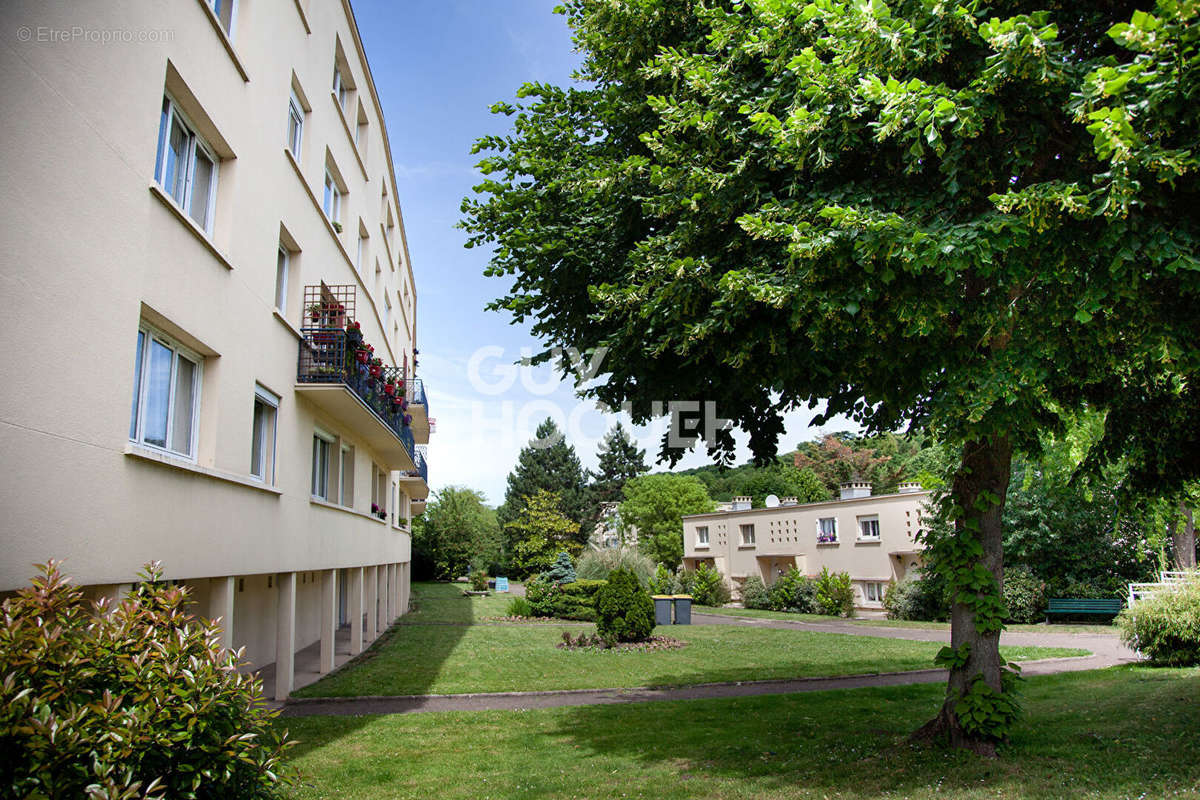 Appartement à BOUGIVAL