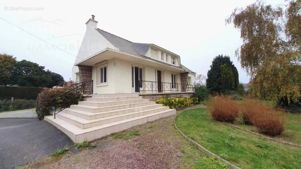 Maison à ETABLES-SUR-MER