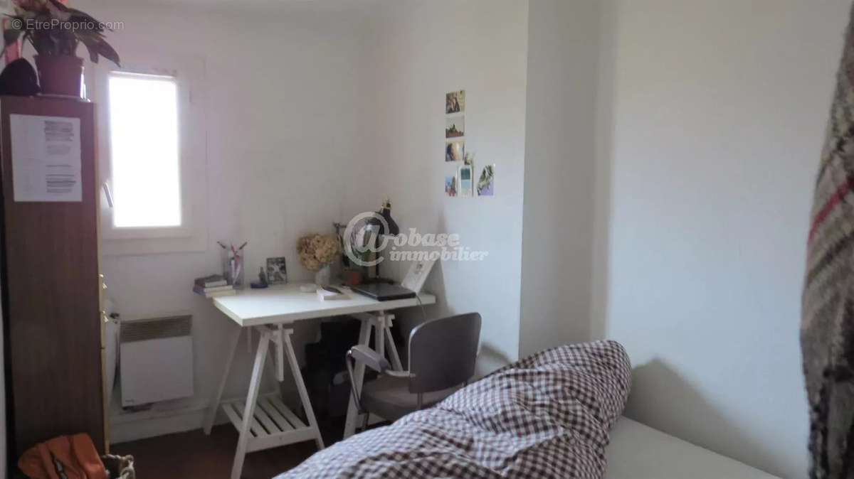 Appartement à MARSEILLE-1E