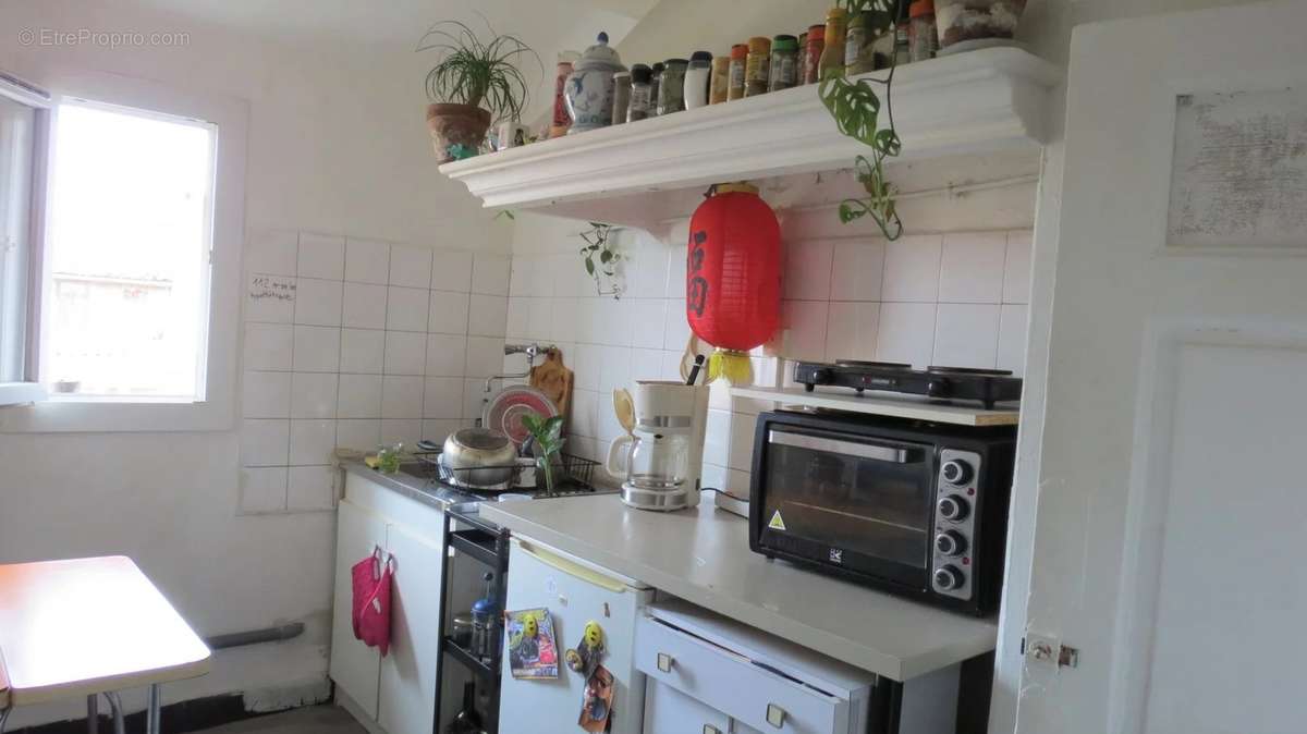 Appartement à MARSEILLE-1E