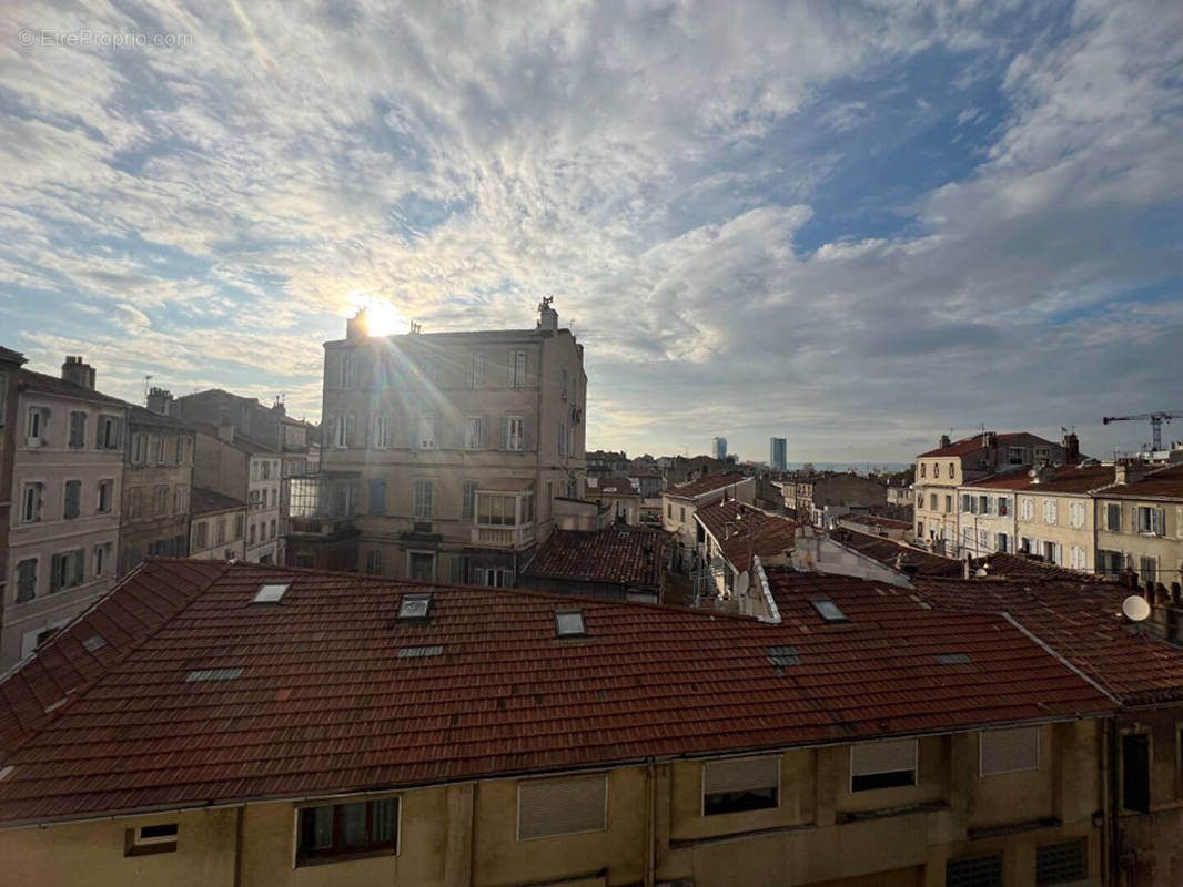 Appartement à MARSEILLE-3E