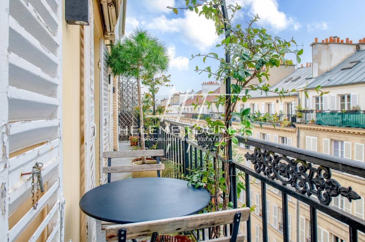 Appartement à PARIS-9E