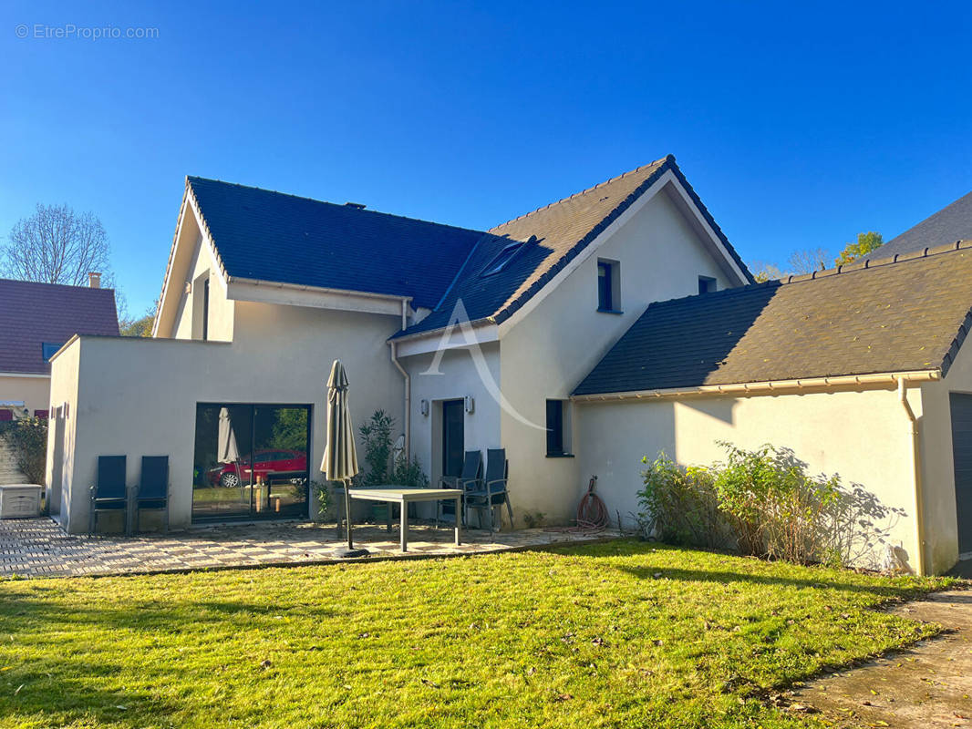 Maison à DOURDAN