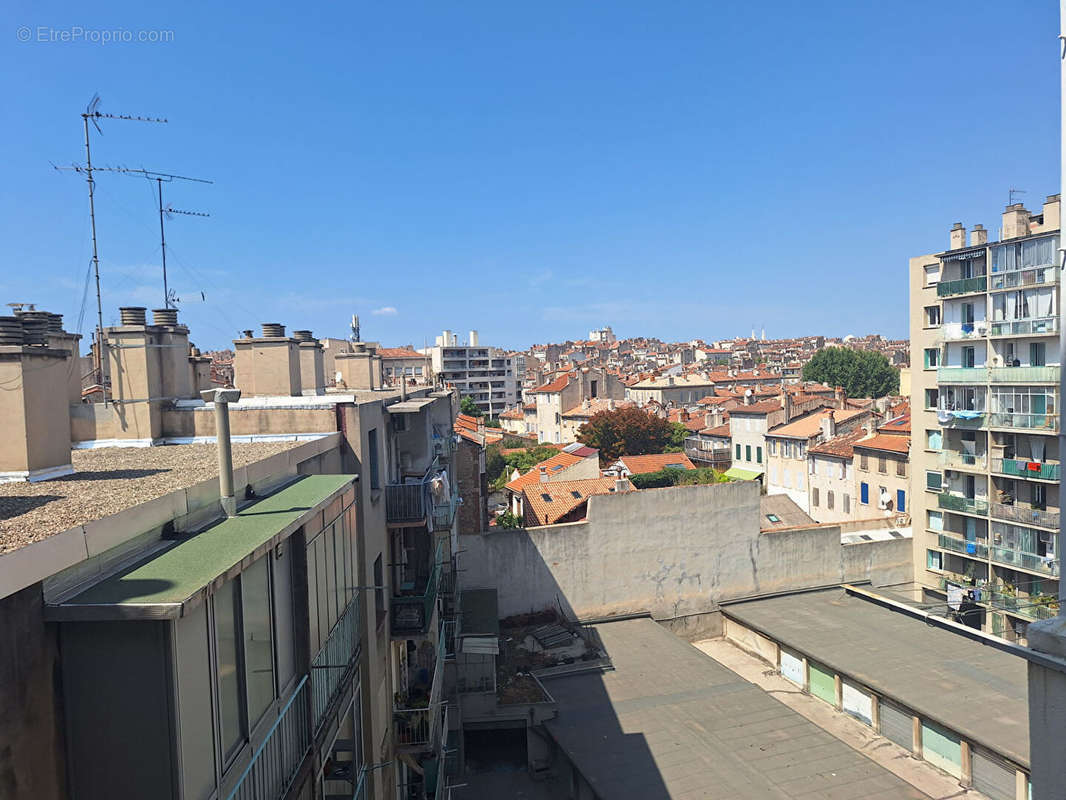 Appartement à MARSEILLE-5E