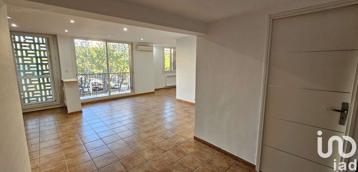 Photo 4 - Appartement à SALON-DE-PROVENCE