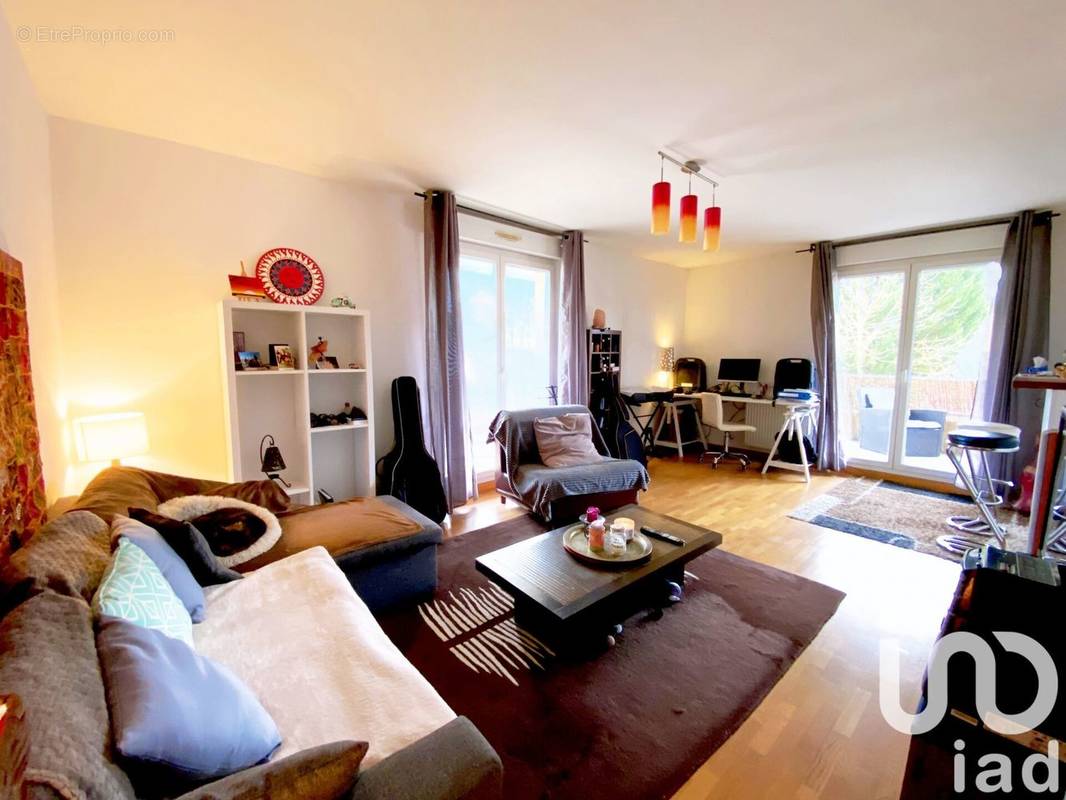 Photo 1 - Appartement à LE PERRAY-EN-YVELINES