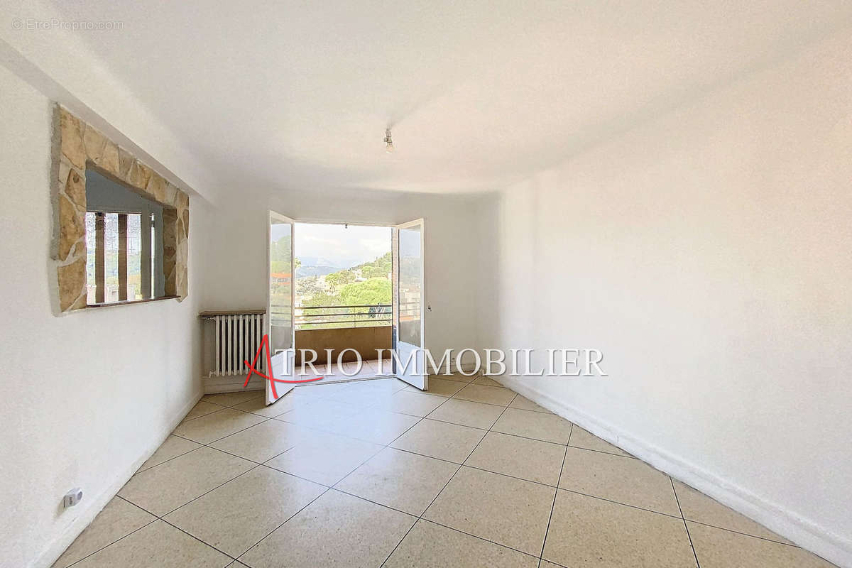 Appartement à CAGNES-SUR-MER