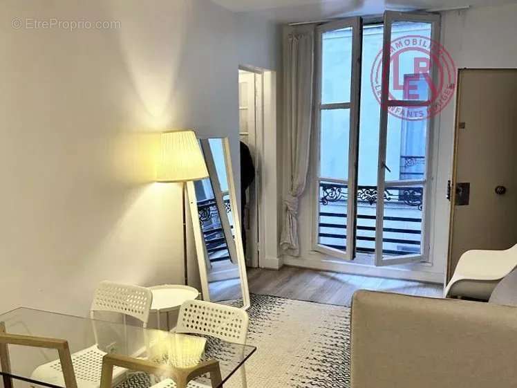 Appartement à PARIS-4E