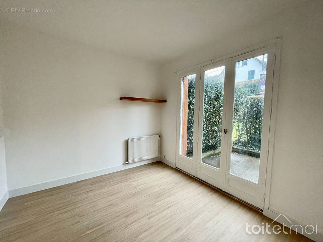 Appartement à CHEVREUSE