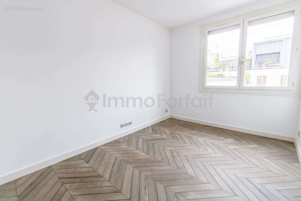 Appartement à PARIS-19E