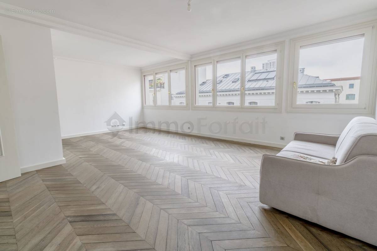 Appartement à PARIS-19E