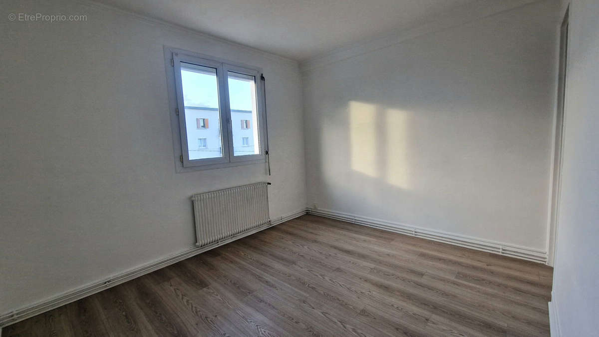 Appartement à MANTES-LA-JOLIE