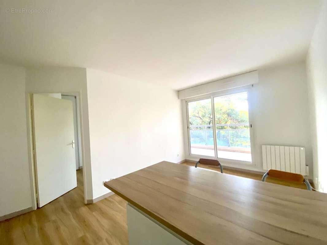 Appartement à MARSEILLE-9E