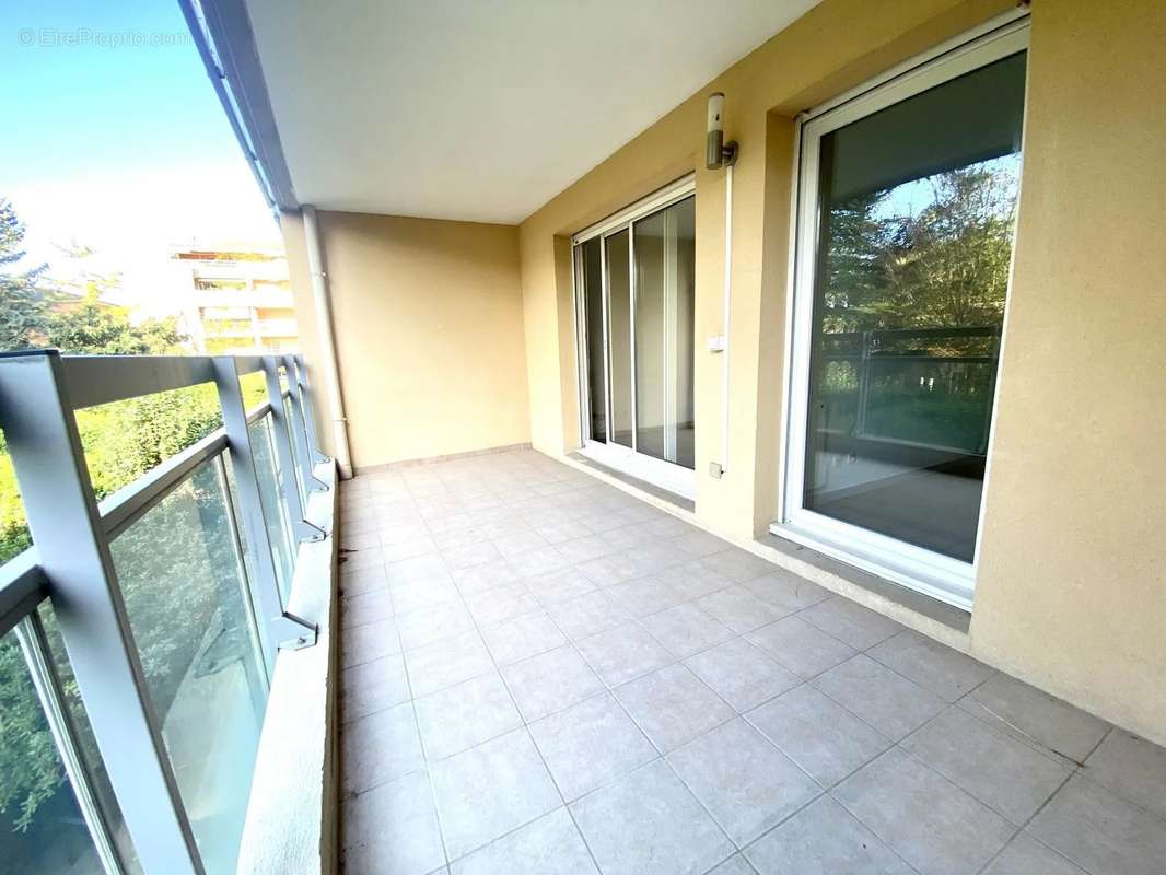 Appartement à MARSEILLE-9E