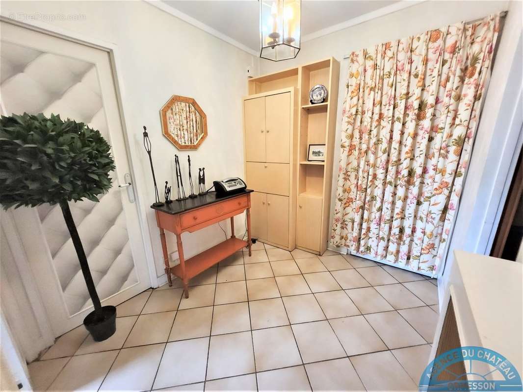 Appartement à LE PLESSIS-TREVISE