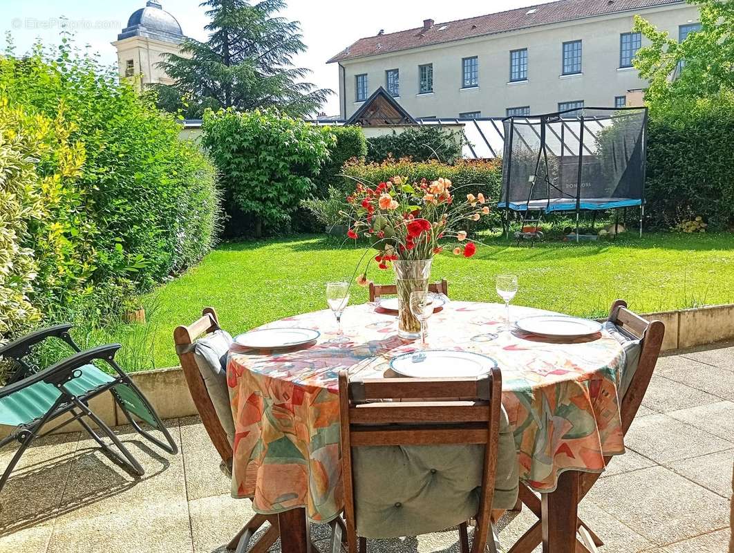 Appartement à VERSAILLES