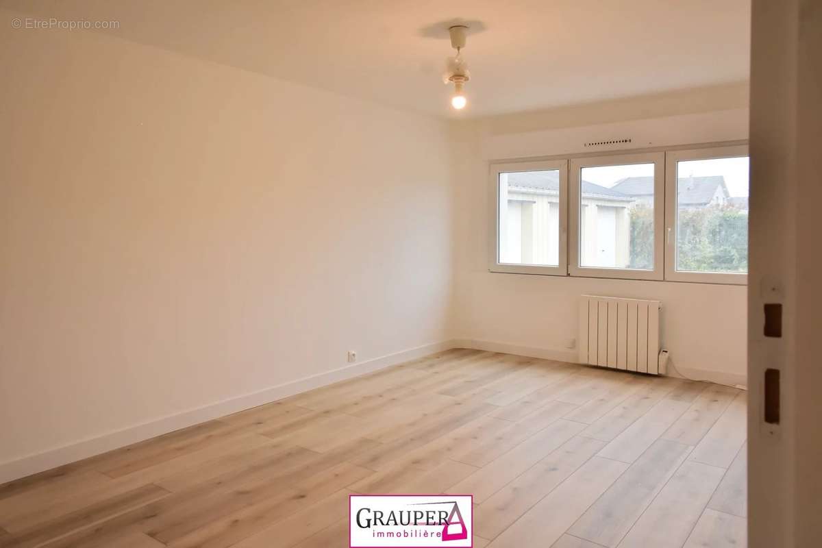 Appartement à AMNEVILLE