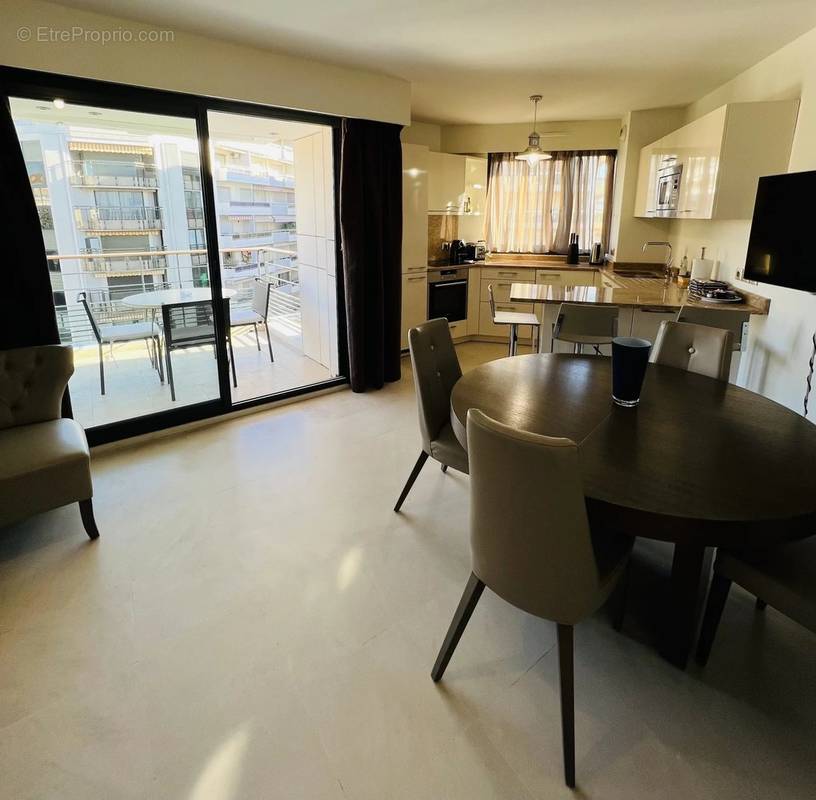 Appartement à CANNES