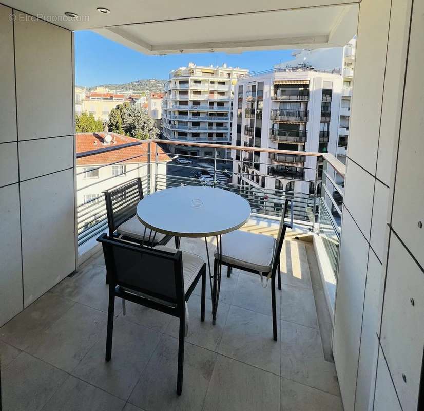 Appartement à CANNES