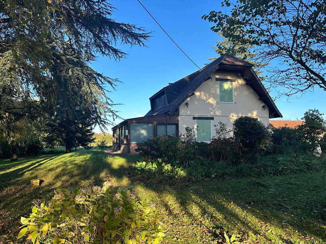 Maison à BLANGY-LE-CHATEAU