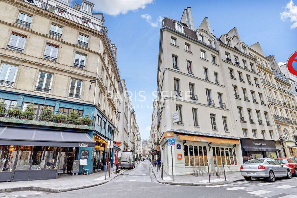 Appartement à PARIS-1E