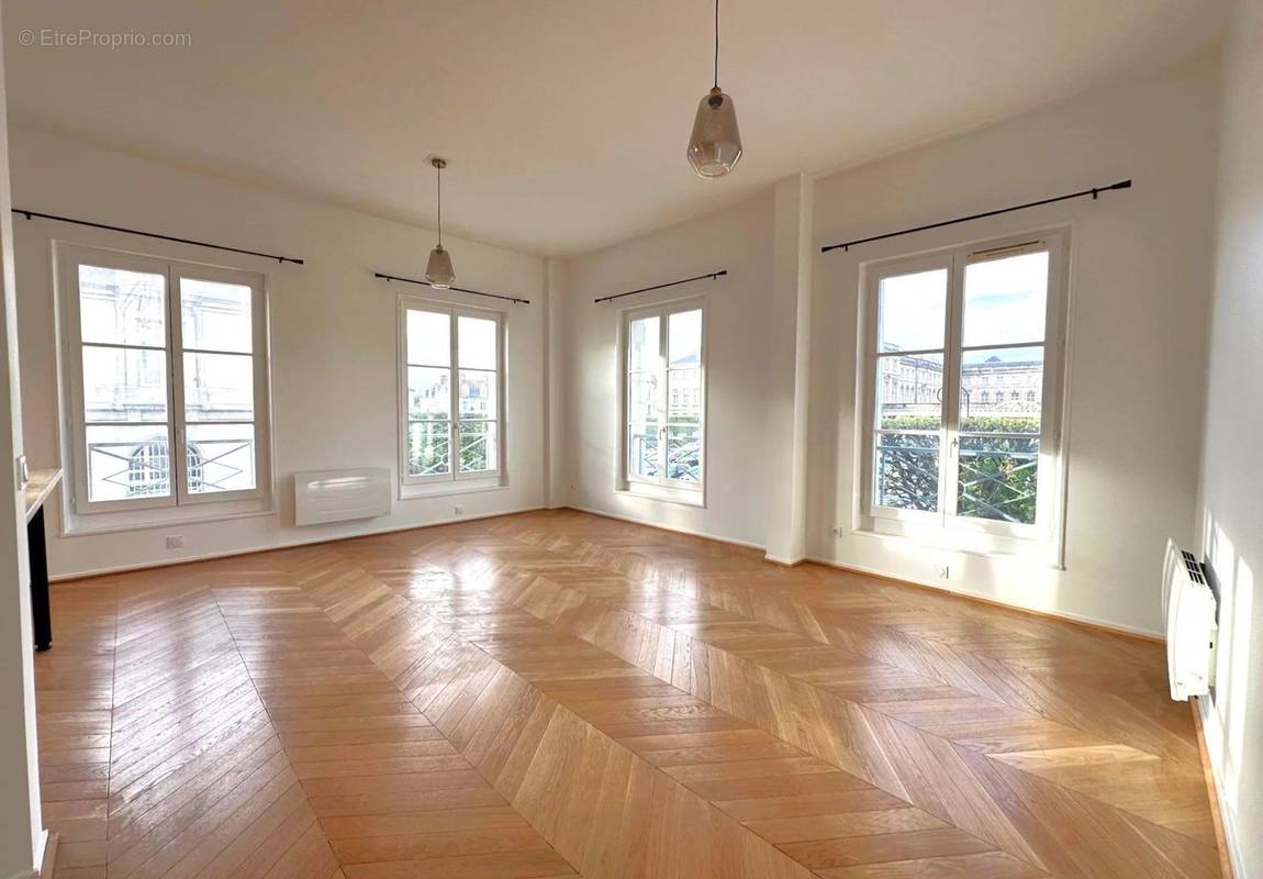 Appartement à COMPIEGNE