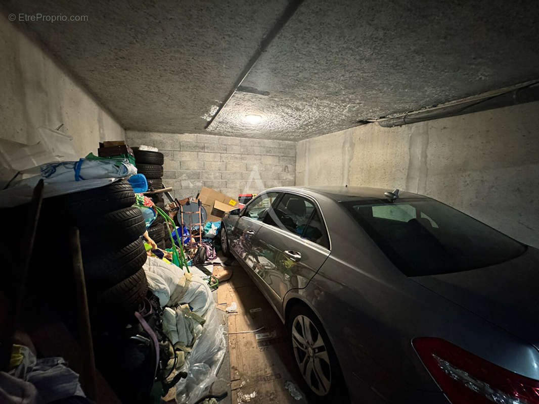 Parking à LA ROCHE-SUR-YON