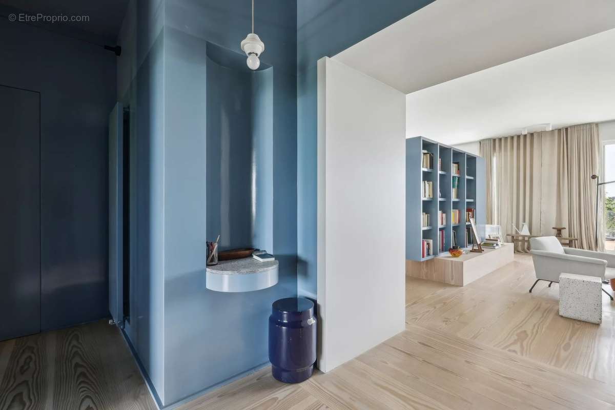 Appartement à NEUILLY-SUR-SEINE