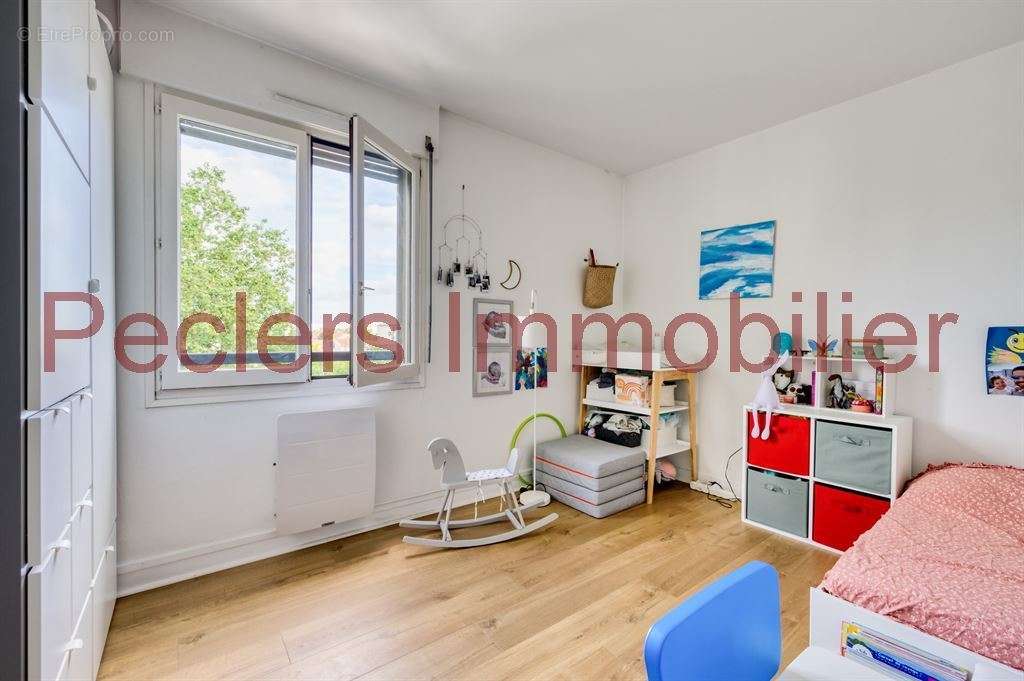 Appartement à RUEIL-MALMAISON