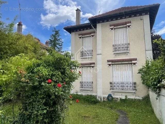 Maison à MAISONS-ALFORT