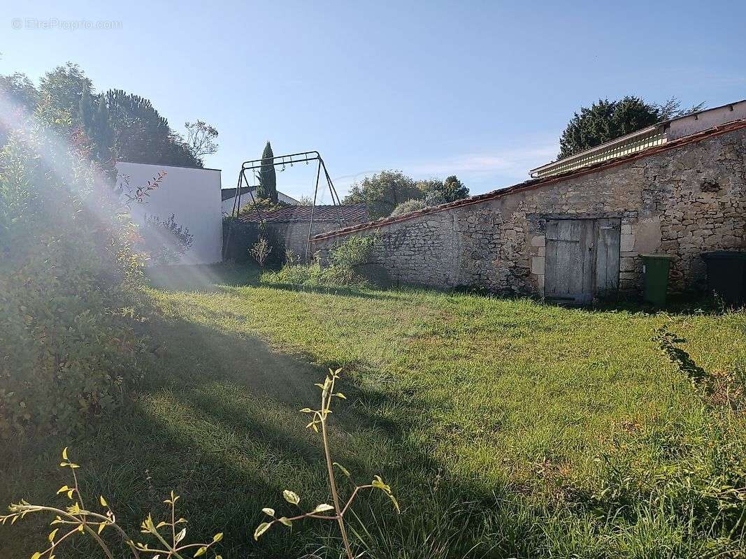 Maison à SABLONCEAUX