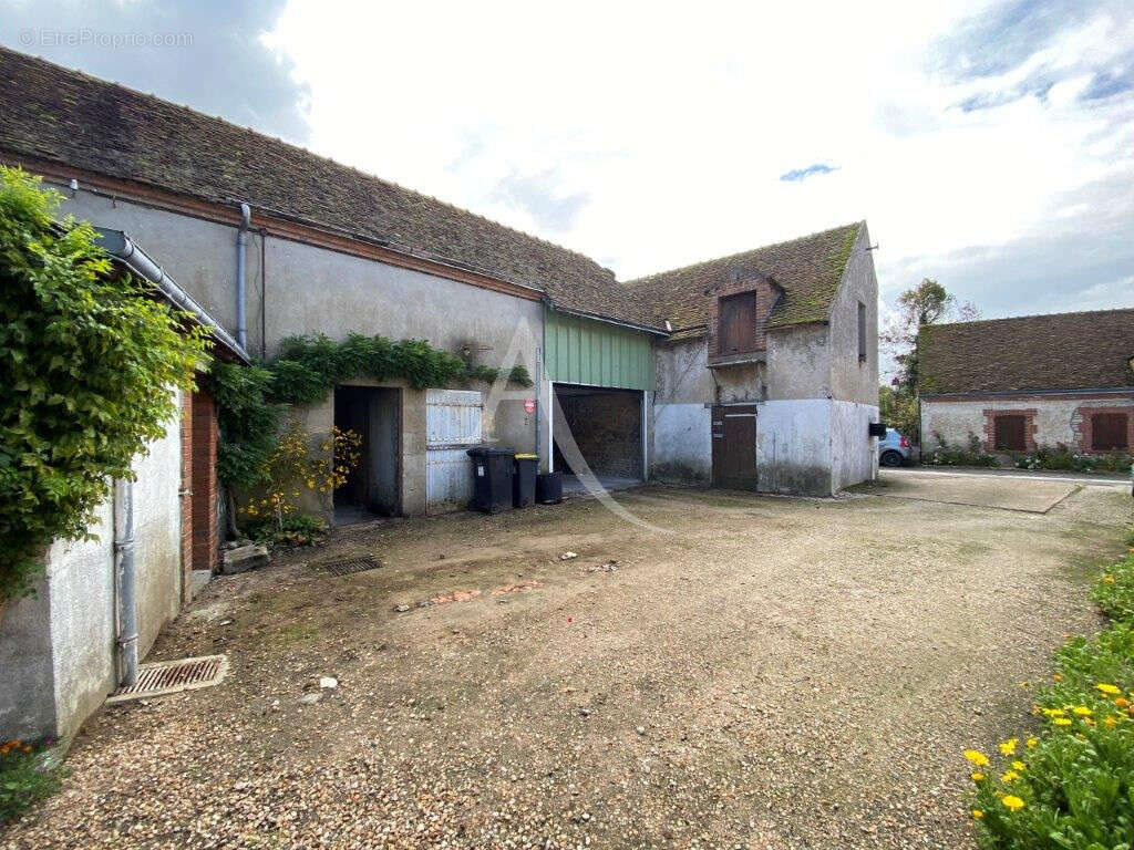 Maison à CHILLEURS-AUX-BOIS