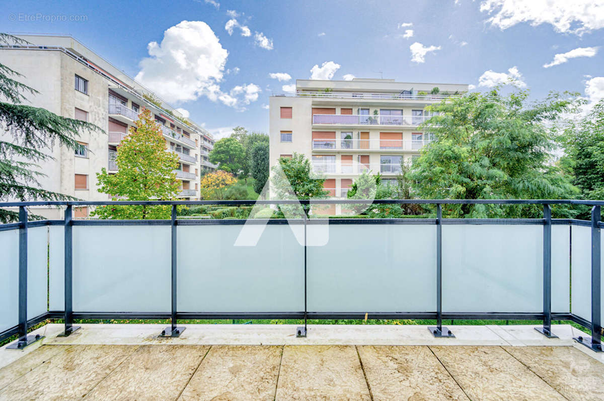 Appartement à RUEIL-MALMAISON