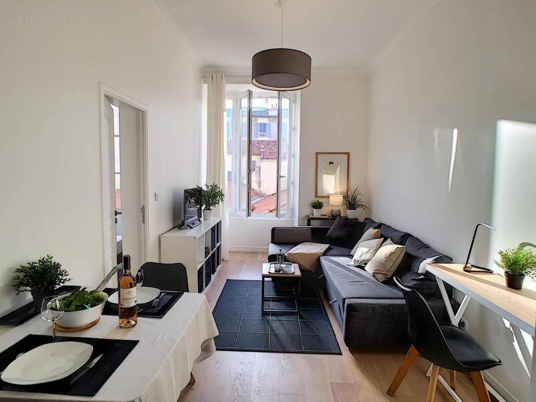 Appartement à NICE